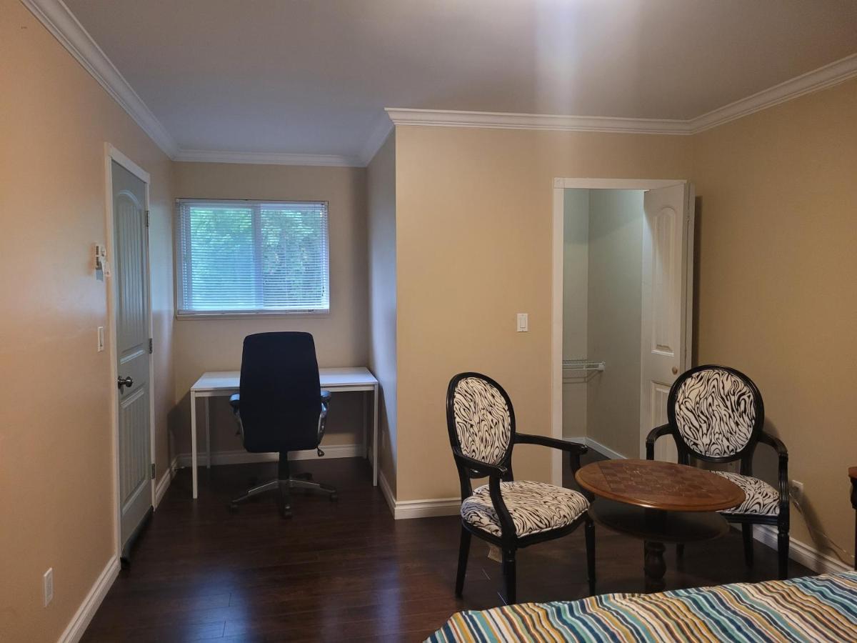 Vancouver Jenny'S Guesthouse Коквітлам Екстер'єр фото